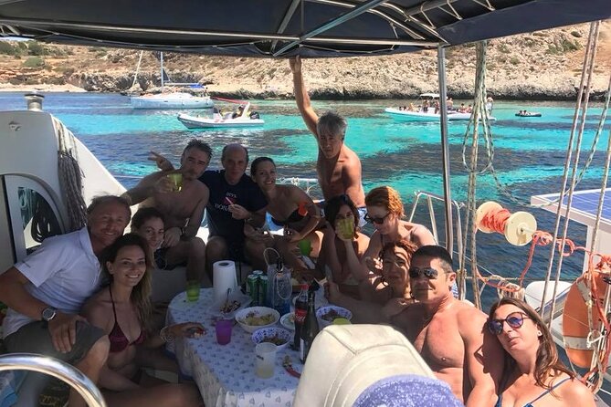 1-Catamaran tour to the Maddalena Archipelago from Cannigione - Razzoli and Santa Maria near the Asinelli Pass
