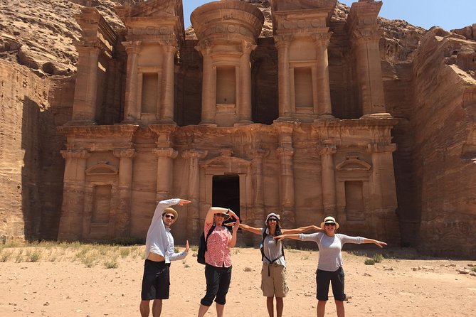 2-Day Petra, Wadi Rum and Dead Sea Tour from Amman - Petra in four hours, from the Siq to the Treasury