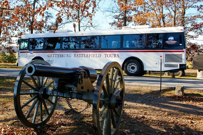 2-Hour Gettysburg Battlefield Guided History Bus Tour with a National Park Guide - Devil’s Den: rocks, cover, and a different view of battle