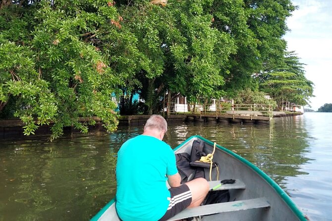 3-hour canoe tour through Tortuguero National Park - Why a canoe is the right way to see Tortuguero