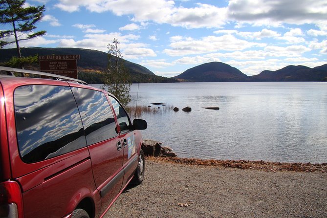 4 Hour: Elite & Exclusive Acadia with Fjord and Mansions - Thunder Hole is a quick stop with changing conditions