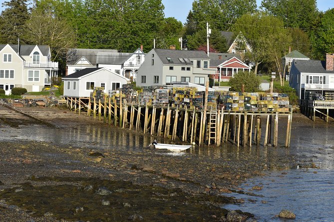6 Hour: Premiere & Private Acadia National Park with Lobster Pier - Sand Beach and Great Head show Acadia’s unusual shore