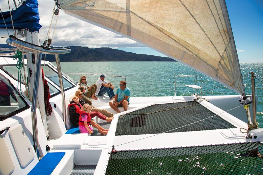 Abel Tasman National Park: Day Sailing Adventure with Lunch - Anchorage Beach gives you an hour on land