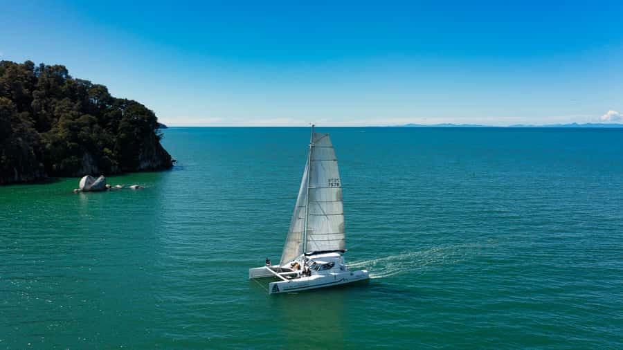 Abel Tasman National Park: Sailing and Self-Guided Walk - Key points at a glance