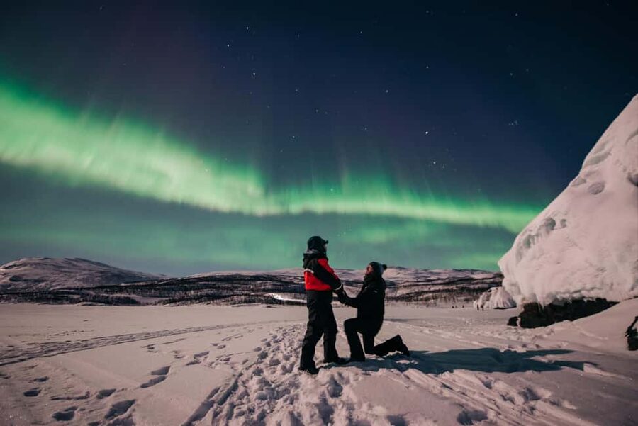 Abisko: Aurora Car Chasing Tour with Photographer - What the three-hour route feels like