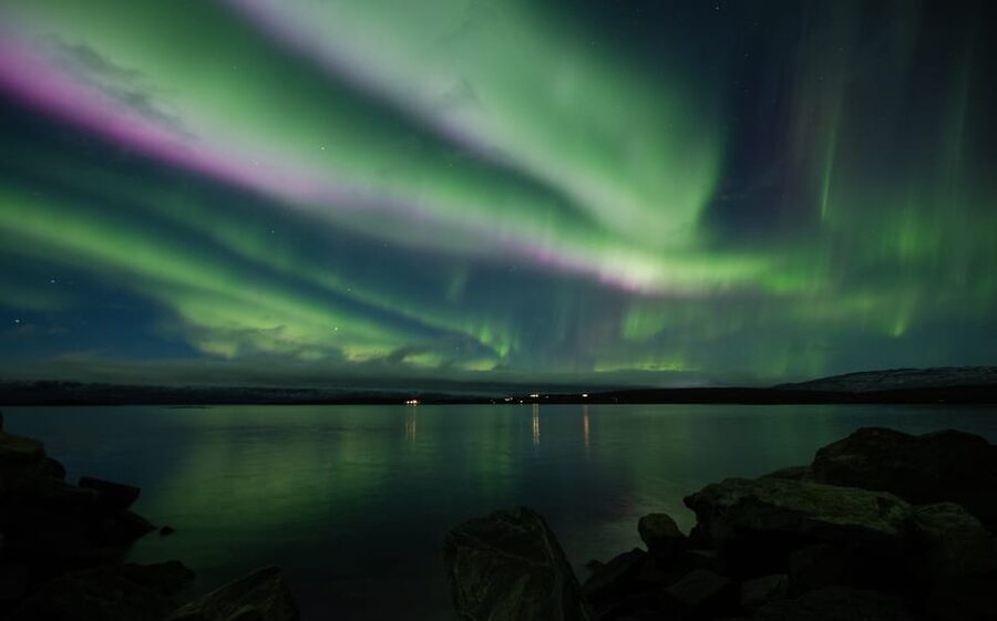 Abisko: Guided Autumn Aurora Chase with Hotel Transfers - What the possible viewing locations offer