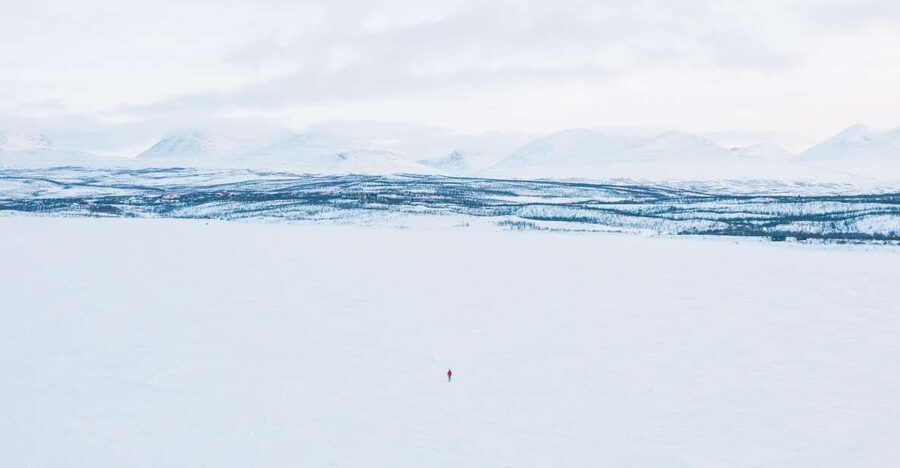 Abisko: Lake Torneträsk Arctic Ice Fishing Trip - Your two-hour morning schedule