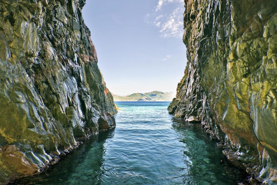 Ajaccio/Porticcio: Scandola Nature Reserve Guided Boat Tour - The Gulf of Porto and the red cliffs of Piana