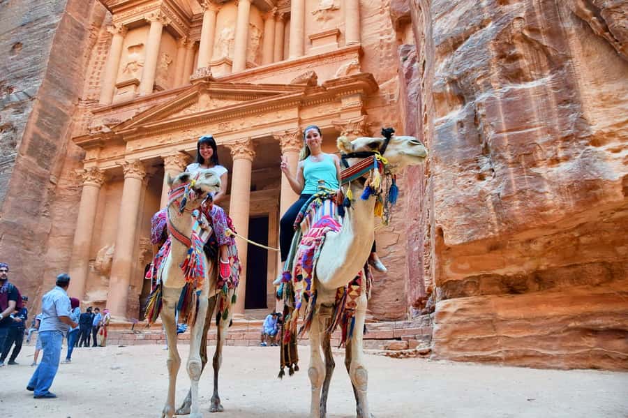 Amman: Petra, Wadi Rum, and Dead Sea 2-Day Tour - Key points at a glance