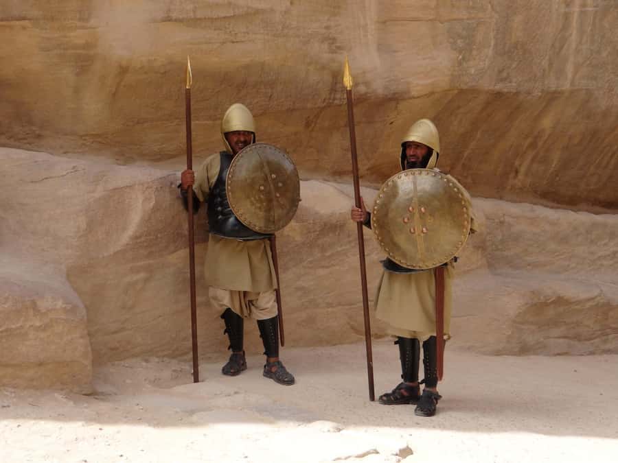 Amman: Petra, Wadi Rum, Pink Lake and Dead Sea 2-Days Trip - The drivers make the private format work