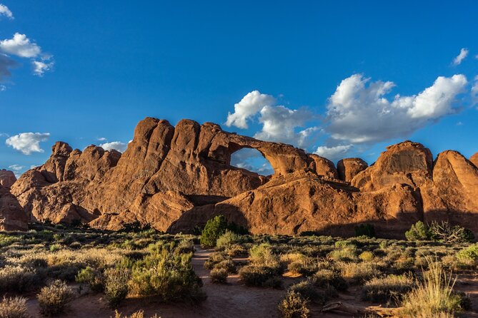 Arches and Canyonlands NP Self-Guided Driving Audio Bundle Tour - Panorama Point and Delicate Arch