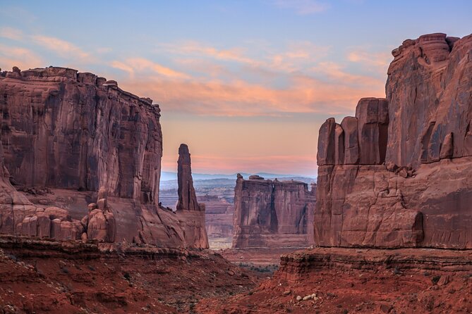 Arches and Canyonlands NP Self-Guided Driving Audio Bundle Tour - Crossing to Canyonlands and the Island in the Sky district