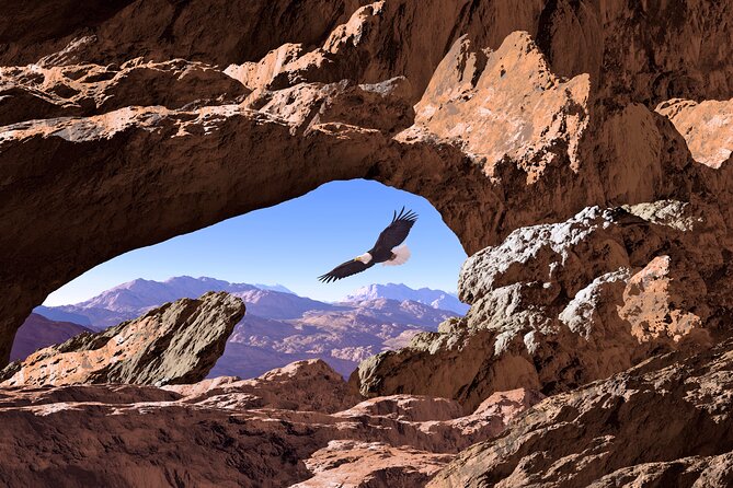 Arches and Canyonlands NP Self-Guided Driving Audio Bundle Tour - Mesa Arch, Green River Overlook, and canyon views