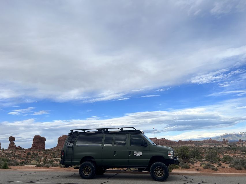 Arches National Park: Sunset Pavement Van Tour - Meeting your van south of downtown Moab