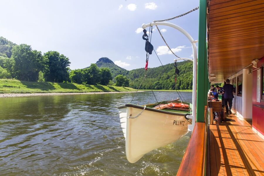 Bad Schandau: Saxon Switzerland Boat Trip - Commentary, language, and what you will learn