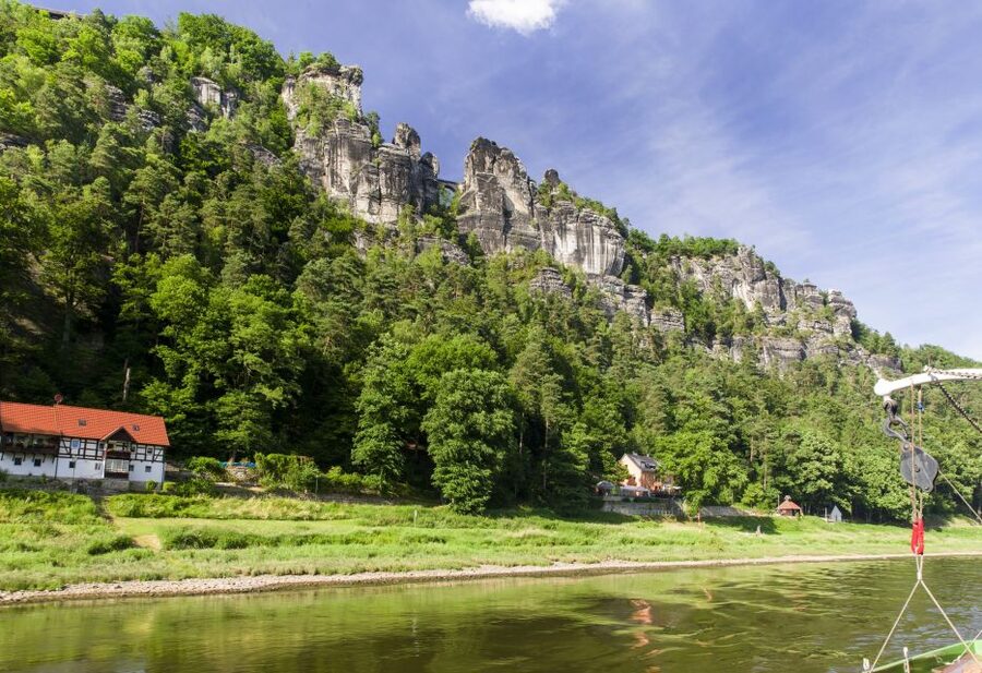 Bad Schandau: Saxon Switzerland Boat Trip - Pillnitz Palace and the turning point