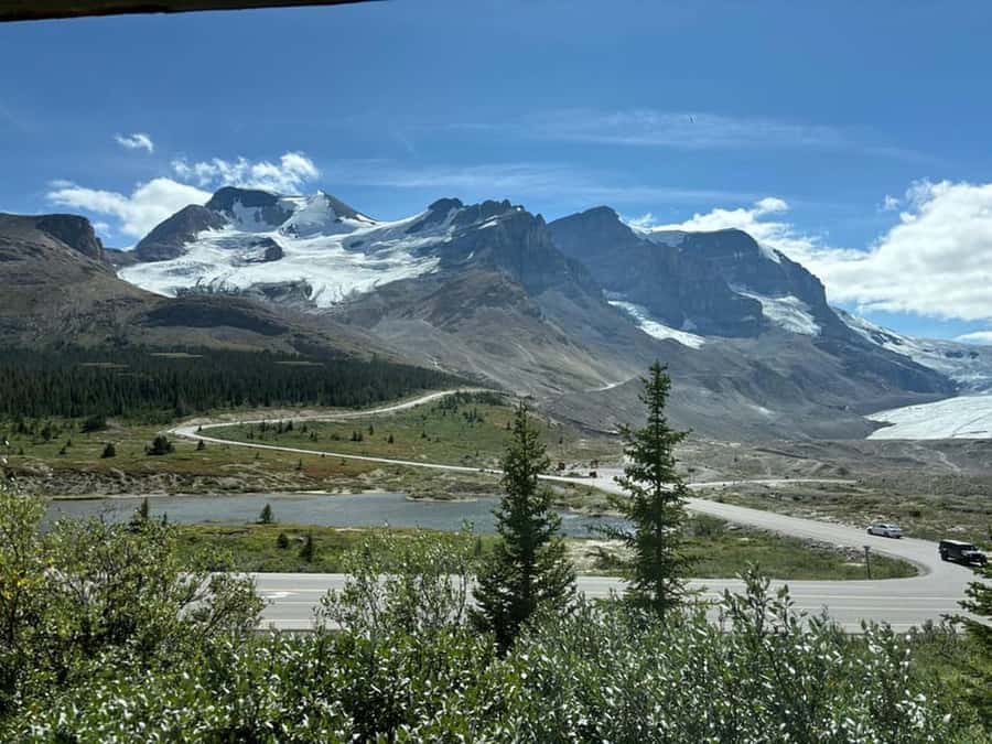 Banff and Jasper National Parks: Tour with Transport - Pickup details that deserve attention