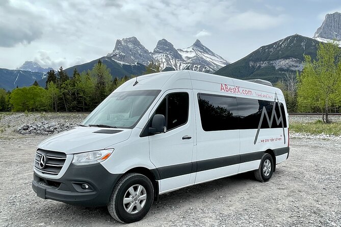 Banff |Canmore| Kananaskis to Calgary YYC Airport–Private Shuttle - The 90 to 120 minute drive to YYC