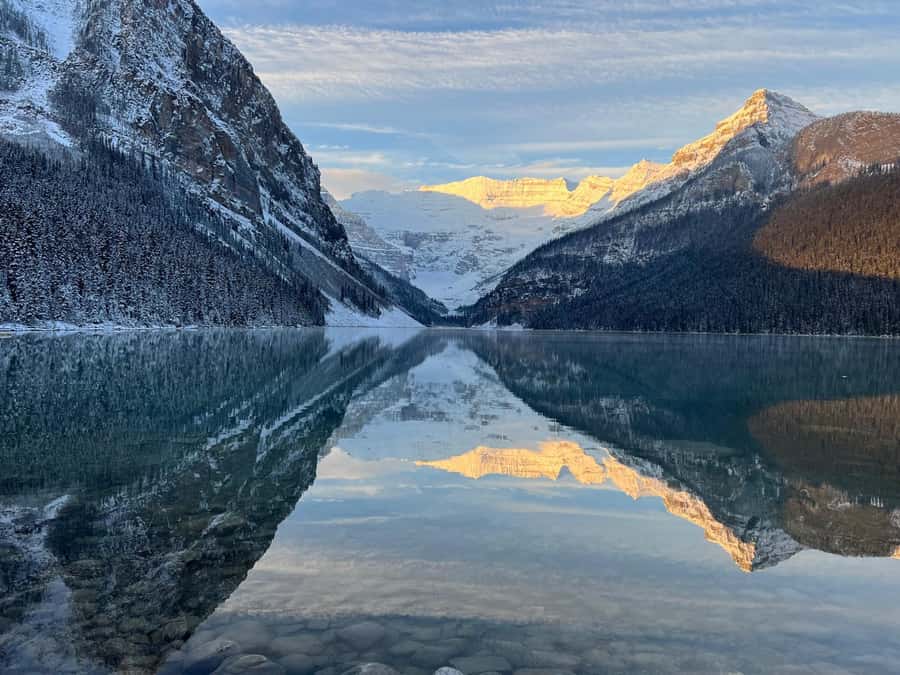 Banff/Canmore: Moraine Lake 1.5h & Lake Louise Half-Day Tour - What the $45 price really includes