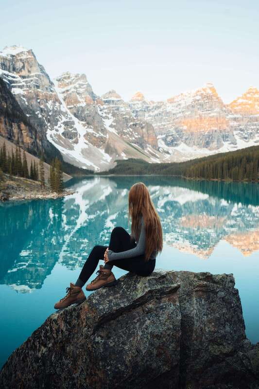 Banff/Canmore: Moraine Lake & Lake Louise Combo Tour - Packing for mountain weather