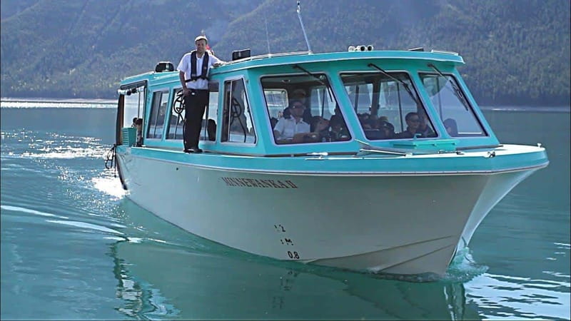 Banff: Gondola, Hot Spring and Three Lakes Tour - Lake Minnewanka starts the scenic circuit