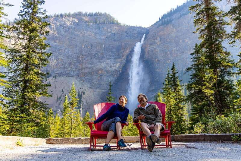 Banff: Grizzly Bear Refuge Tour with Lunch - Golden Skybridge and lunch above the valley