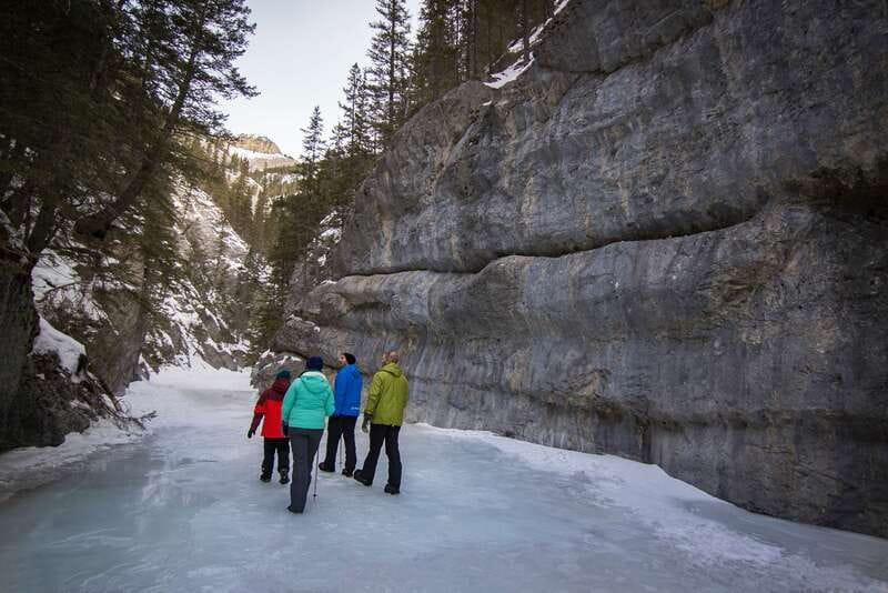 Banff: Grotto Canyon Icewalk - Hot chocolate and maple cookies at the turnaround