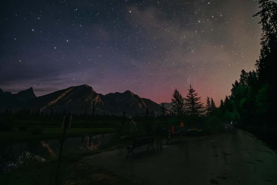 Banff: Guided Sunset and Stargazing Tour - Sunset, mountain views, and the first stars