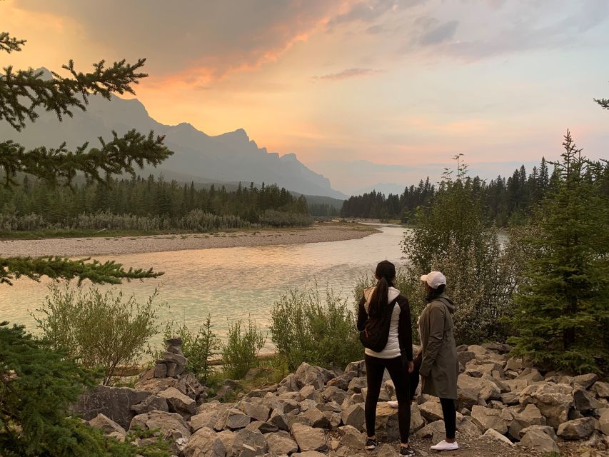 Banff: Guided Sunset and Stargazing Tour - Constellations, satellites, and a chance at the Northern Lights