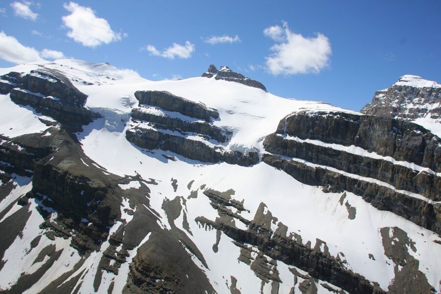 Banff/Jasper: Canadian Rockies Scenic Helicopter Tour - Getting there and preparing for the heliport