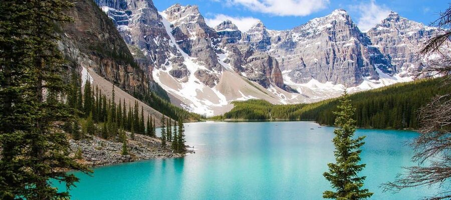 Banff: Lake Louise,Emerald & Johnston Canyon+5More - Why this one-day Rocky Mountain loop works