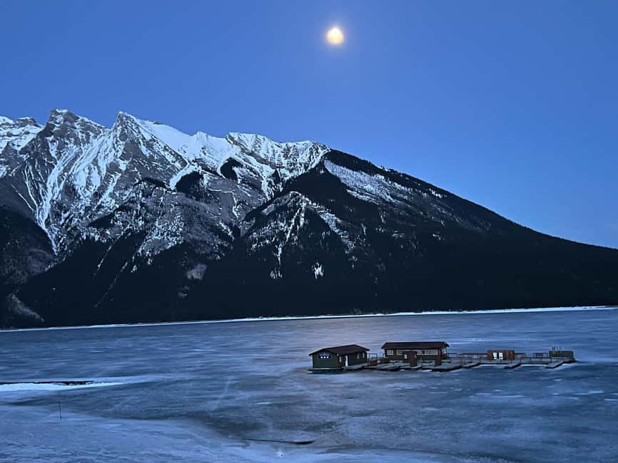 Banff: Lake Louise, Emerald, Moraine Lake & Johnston Canyon - Moraine Lake or Emerald Lake: Know the Seasonal Plan