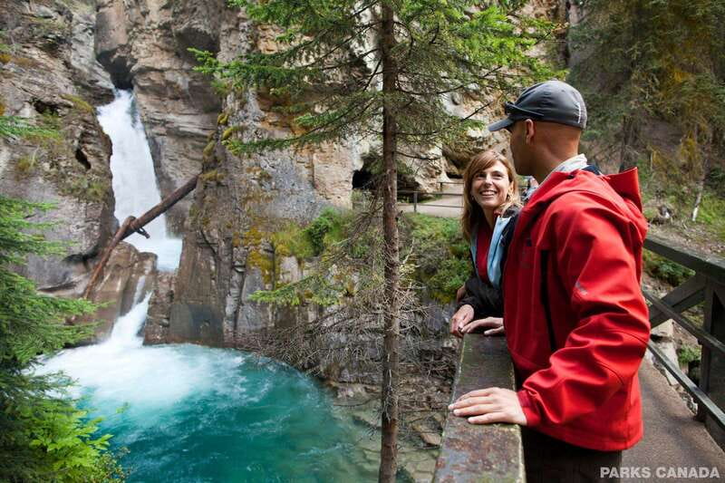 Banff, Lake Louise, Marble Canyon & Yoho National Parks Tour - Timing, weather, and what to bring