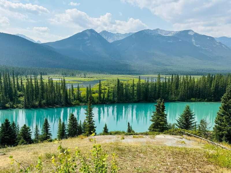 Banff: Lake Louise, Moraine, Emerald Lake & Johnston Canyon - Emerald Lake crosses into British Columbia