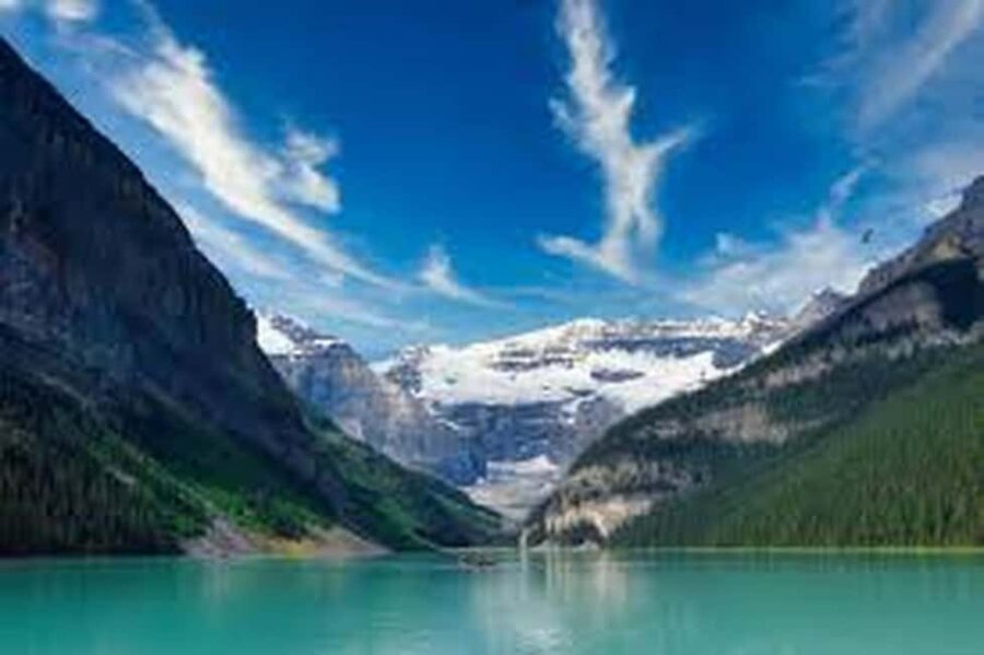 Banff:Lake Louise & Moraine Lake 1/2 Day Tour Canoe/Sightsee - Moraine Lake and the Ten Peaks