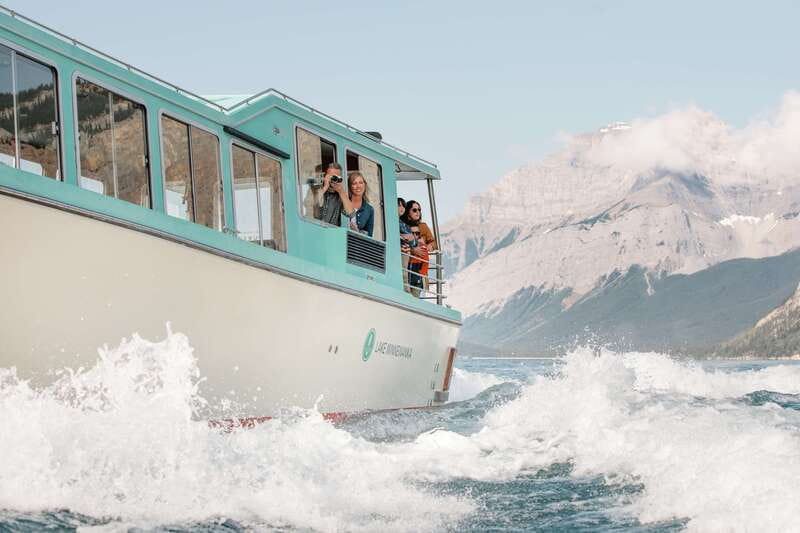 Banff: Lake Minnewanka Cruise - Key points at a glance