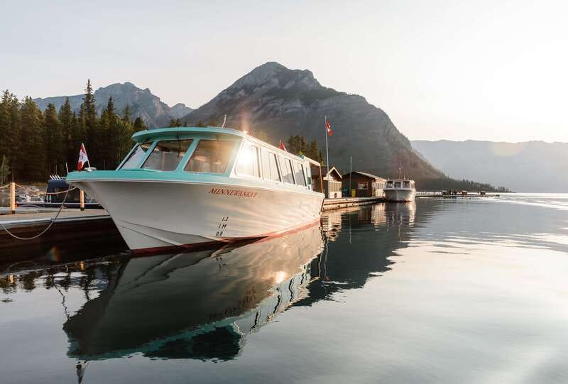 Banff: Lake Minnewanka Cruise - Meeting the boat at Lake Minnewanka