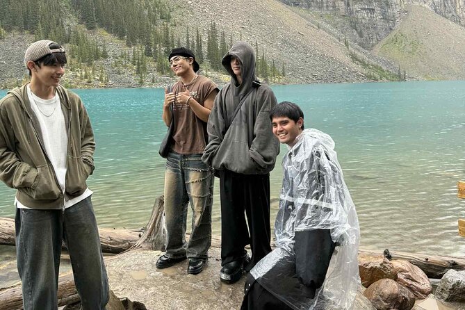 Banff: Moraine Lake and Lake Louise Shuttle | Limited Time Offer! - One hour at Moraine Lake and the Rockpile Trail