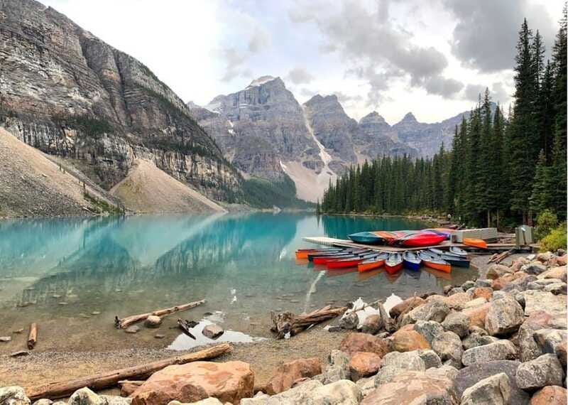 Banff: Moraine Lake, Lake Louise, Emerald Lake and Yoho Trip - Moraine Lake from June through October