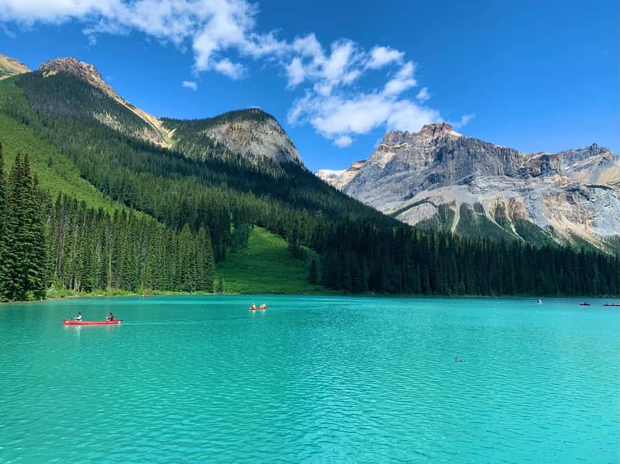 Banff: Moraine Lake, Lake Louise, Emerald Lake and Yoho Trip - Marble Canyon from October through May