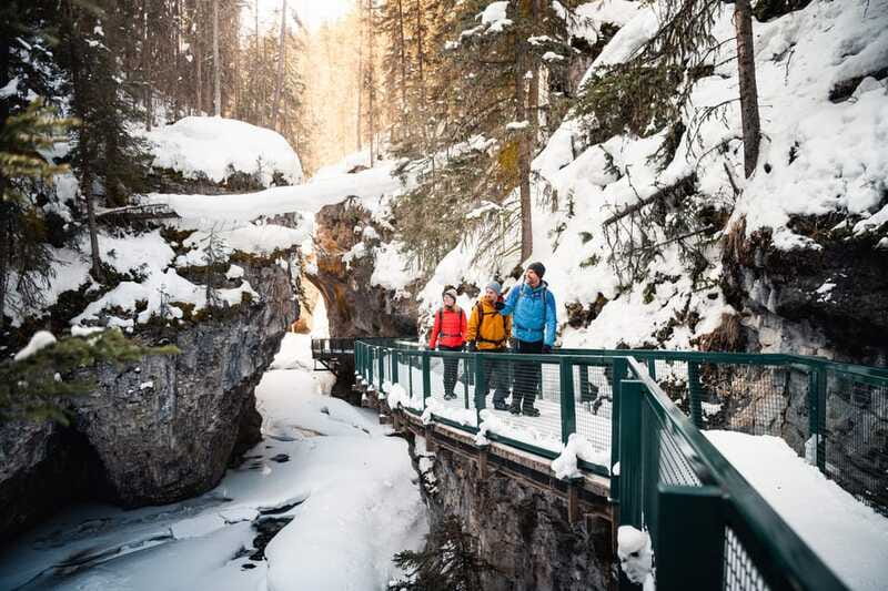 Banff: Morning or Afternoon Johnston Canyon Icewalk - Is the hike difficult?