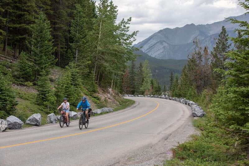 Banff: Mountain Lakeside Guided E-Bike Tour - Key points to know before booking