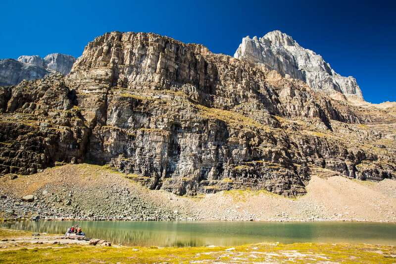 Banff National Park: Guided Signature Hikes with Lunch - Plain of Six Glaciers: the classic Lake Louise climb