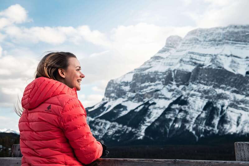 Banff: Wildlife and Sightseeing Minibus Tour - Wildlife watching without false promises