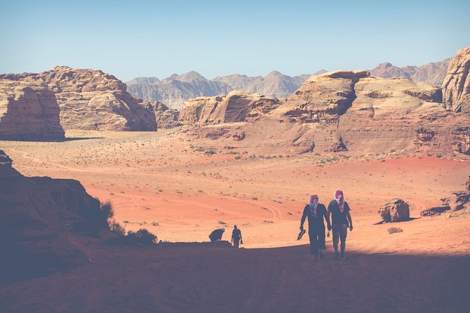 Best of Wadi Rum | Full day jeep tour + overnight in bedouin camp | Pack all-in - Who should choose this desert night