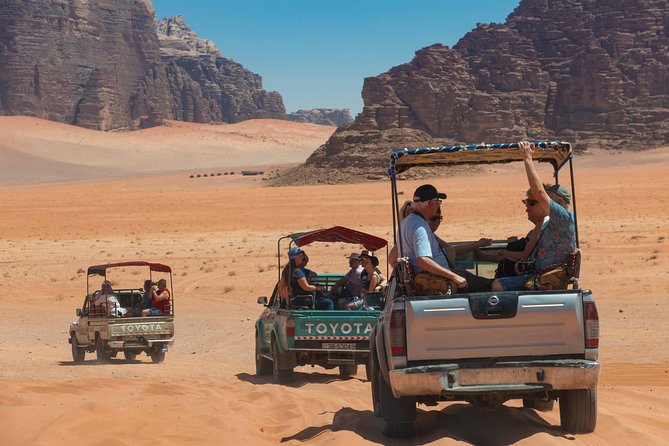 Best of Wadi Rum | Full day Jeep tour + Sleep under the stars | Pack all-in - Khazali Canyon and Nabatean carvings