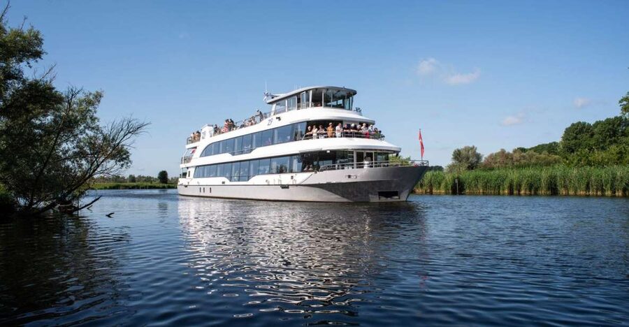 Biesbosch: Boat Cruise through National Park - From the Drimmelen jetty to the park