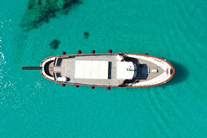 Boat Tour to Caprera and La Maddalena Archipelago - Key points at a glance