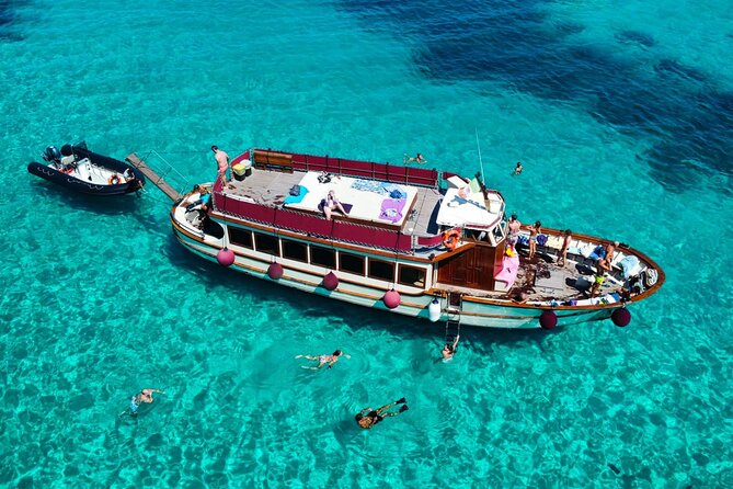 Boat Tour to Caprera and La Maddalena Archipelago - Why this boat day works so well