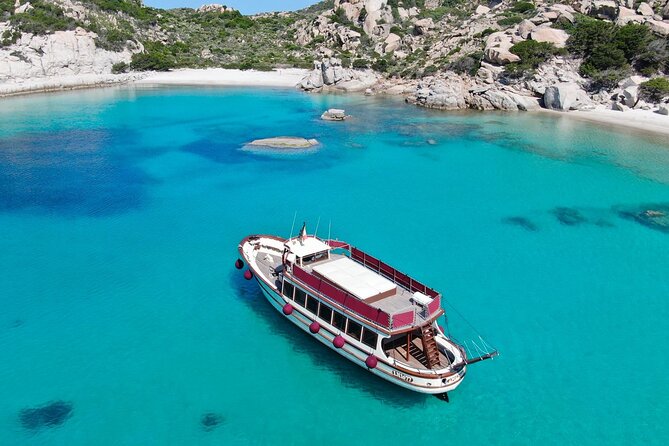Boat Tour to Caprera and La Maddalena Archipelago - The crew and the feel of the day